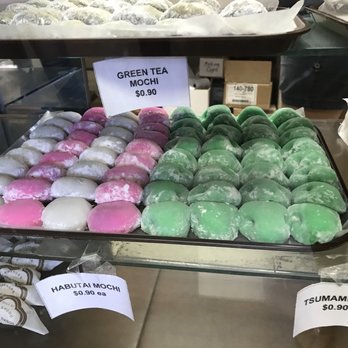 Nisshodo Candy Store - Candy Stores Near Me - Honolulu, Hawaii