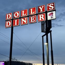 Dolly's Diner - Sign