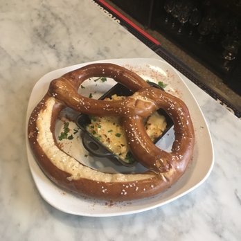Ampersea - Blue crab dip n pretzel - New American Near Me - Baltimore, Maryland