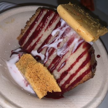Sunday C&C Eatery - Pound Cake - Food Trucks Near Me - Brooklyn, New York