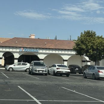 Walnut Hills Plaza - Shopping Centers Near Me - Walnut, California