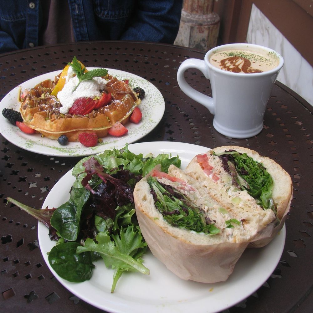 Urth Caffé - Orange - White Albacore Tuna Sandwich Full - Coffee & Tea Near Me - Orange, California