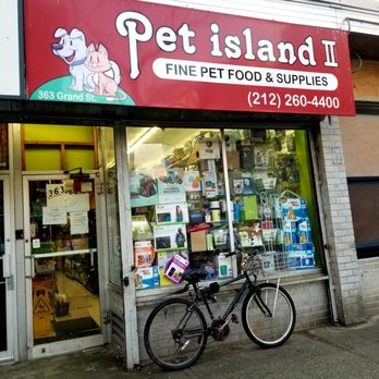 Pet Island II - Outside - Pet Stores Near Me - New York, New York Pet Island II - Outside - Pet Stores Near Me - New York, New York