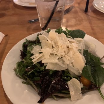 Giordano's - House salad with a lemon vinaigrette - Salad Near Me - Las Vegas, Nevada Giordano's - House salad with a lemon vinaigrette - Salad Near Me - Las Vegas, Nevada