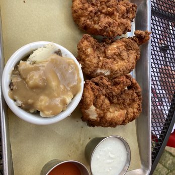 Smoky's Concession Stand - Chicken Tender - Barbeque Near Me - Lapel, Indiana