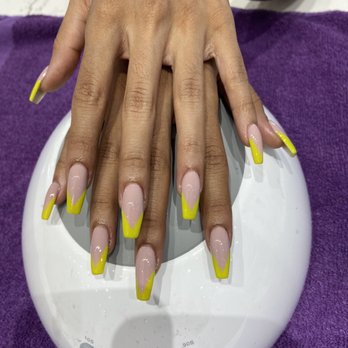 SanTan Nails & Spa - Neon lemon lime and nude V-shape design acrylic fill manicure - Nail Salons Near Me - Gilbert, Arizona SanTan Nails & Spa - Neon lemon lime and nude V-shape design acrylic fill manicure - Nail Salons Near Me - Gilbert, Arizona