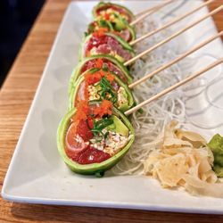 Sushi Brokers - Scottsdale - Cucumber Wrapped Roll