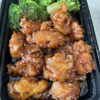 Jinlan Dumplings - Orange chicken - Chinese Near Me - Rockville, Maryland