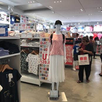 Uniqlo - Men's Clothing Near Me - Honolulu, Hawaii Uniqlo - Men's Clothing Near Me - Honolulu, Hawaii