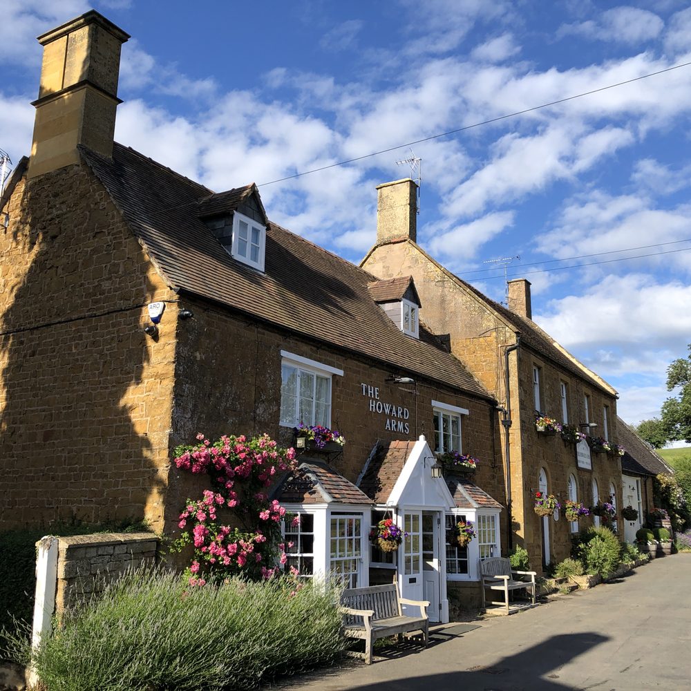Howard Arms - Howard Arms in Ilmington in the Cotswolds. - Pubs Near Me - Shipston-on-Stour, WAR Howard Arms - Howard Arms in Ilmington in the Cotswolds. - Pubs Near Me - Shipston-on-Stour, WAR
