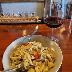 George and Orange - Mushroom tagliatelle, suh ghud