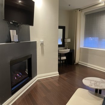 Sterling Inn and Spa - Hotels Near Me - Niagara Falls, Ontario Sterling Inn and Spa - Hotels Near Me - Niagara Falls, Ontario