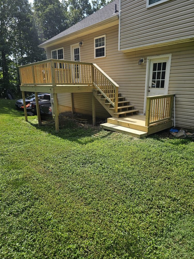 Slide of Little Ds Home Improvements