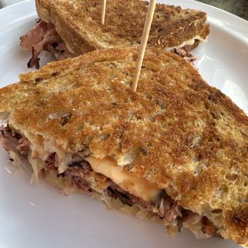 Capos Corner - Central Park West - American Near Me - Victorville, California
