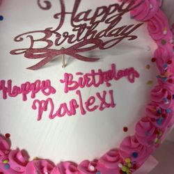 Baskin-Robbins - Ugly writing on the cake!