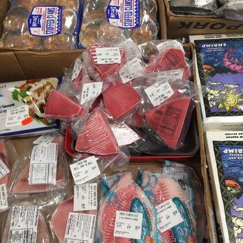 Frankie's Superette - Frozen tuna steaks, Matlaw's stuffed clams - Meat Shops Near Me - Hopewell Junction, New York