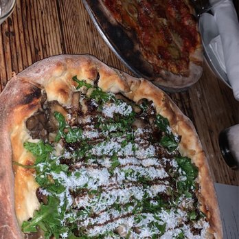 Laurel Hardware - wild mushroom & classic pizza - New American Near Me - West Hollywood, California