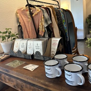 Heritage Coffeehouse - Coffee Roasteries Near Me - Redding, California