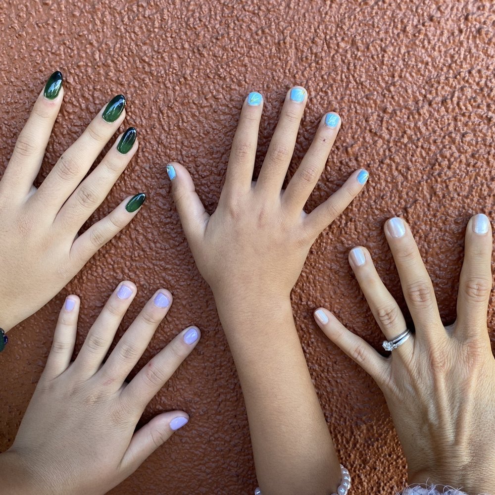Leann's Nails - Beautiful dipped, gel, kid's with design, and regular manicures (left to right) - Nail Salons Near Me - Alameda, California Leann's Nails - Beautiful dipped, gel, kid's with design, and regular manicures (left to right) - Nail Salons Near Me - Alameda, California