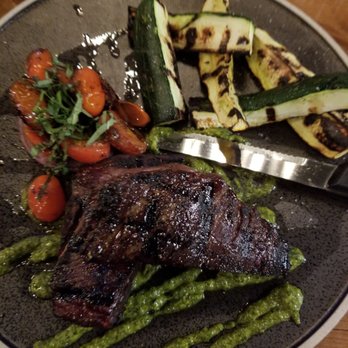 The Hub Eats & Drinks - Tri tip and grilled vegetables - American Near Me - Sacramento, California