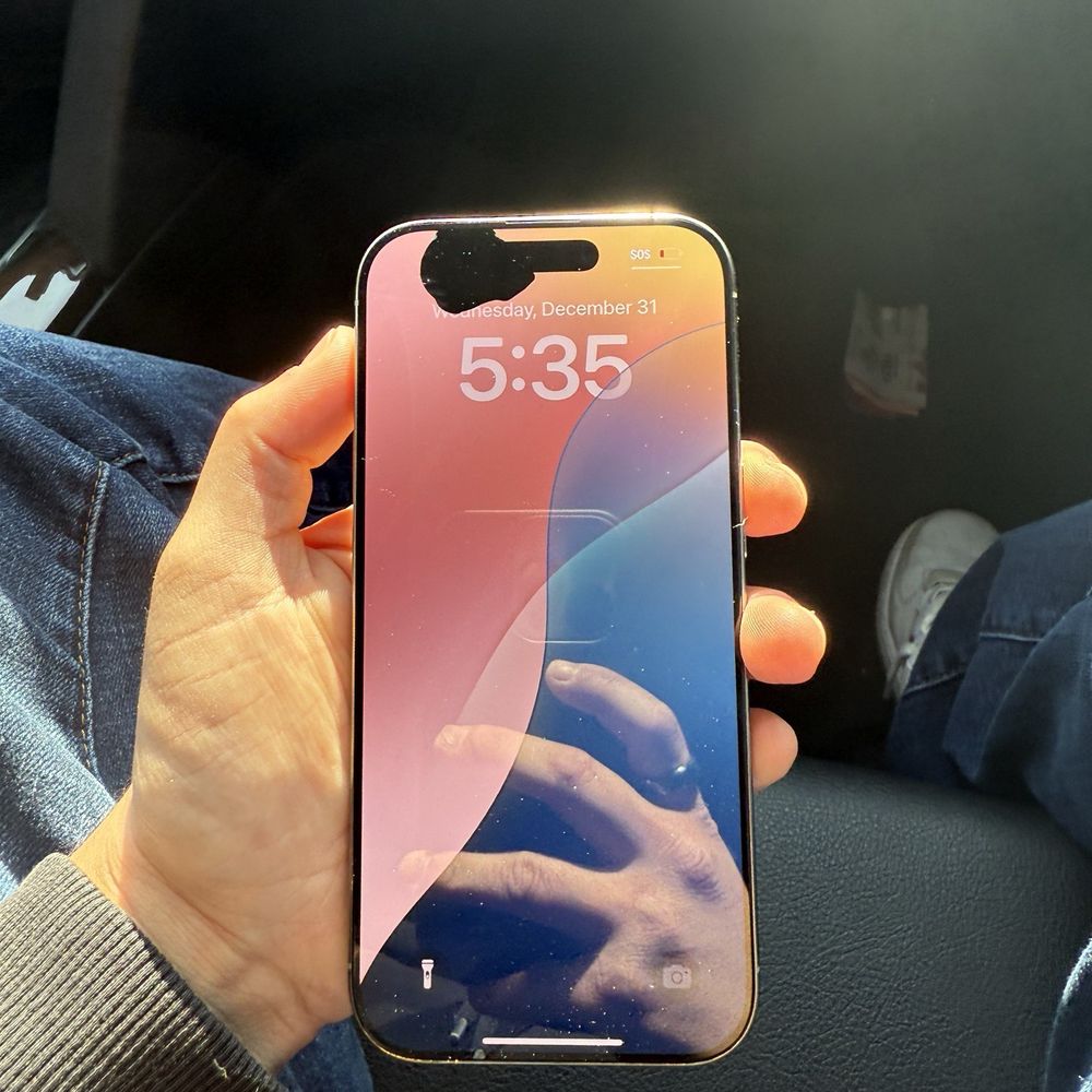 GZ Up Connection - Broken screen - Mobile Phone Repair Near Me - Hemet, California