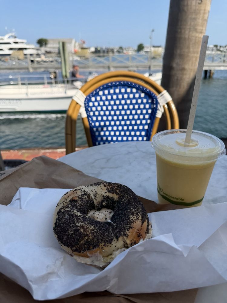 Bagel Bar Logo
