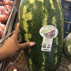 Oxford Circle Produce Center - One of the few places I can still find a seeded watermelon and decent customer service!