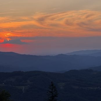 Carolina Cabin Rentals - View from deck - Vacation Rentals Near Me - Boone, North Carolina