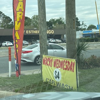 Professional Car Wash - $4 wacky Wednesday - Car Wash Near Me - Mary Esther, Florida Professional Car Wash - $4 wacky Wednesday - Car Wash Near Me - Mary Esther, Florida