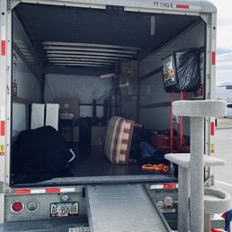 Moving truck