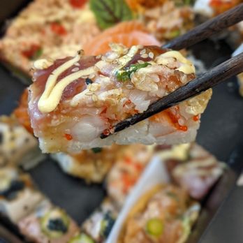 Toro Toro - Aburi Maguro Oshi - Japanese Near Me - Concord, Ontario