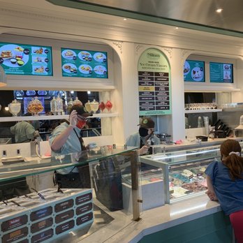 Milton’s Ice Cream Parlor - Counter - Ice Cream & Frozen Yogurt Near Me - Hershey, Pennsylvania Milton’s Ice Cream Parlor - Counter - Ice Cream & Frozen Yogurt Near Me - Hershey, Pennsylvania