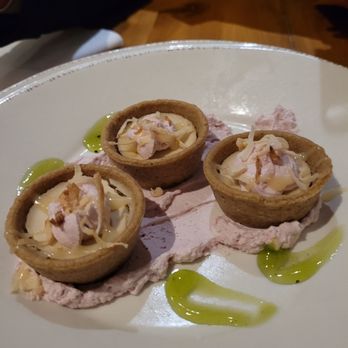 Persimmons Waterfront Restaurant - Key lime tartlets - New American Near Me - New Bern, North Carolina Persimmons Waterfront Restaurant - Key lime tartlets - New American Near Me - New Bern, North Carolina