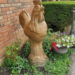 Pioneer Restaurant & Lounge - Sign of the Chicken Trail