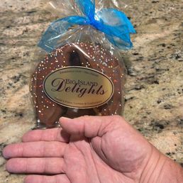 Some of the best treats money can buy, make huge points with your kids and grab a gigantic fortune cookie to share! Some of the best treats money can buy, make huge points with your kids and grab a gigantic fortune cookie to share!