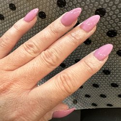 Ivy Nails - Dip almond shaped