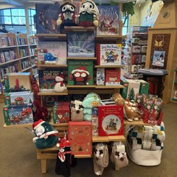 Barnes & Noble - Fun Christmas Gifts for Kids