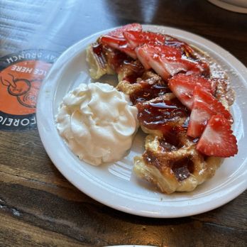 Foreigner - Strawberry & jam croffle - Breakfast & Brunch Near Me - San Mateo, California