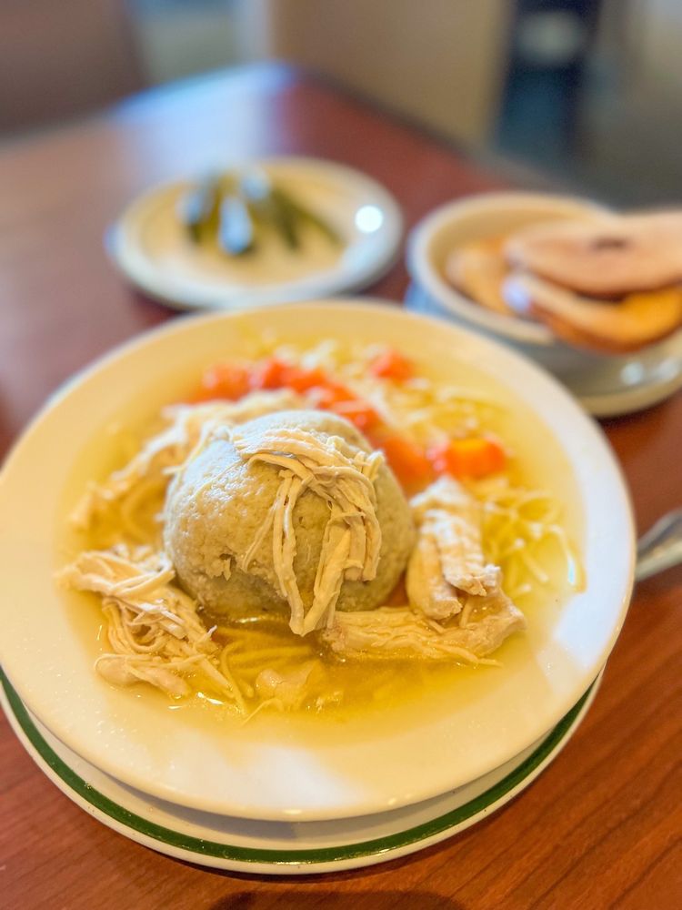 Brent's Delicatessen & Restaurant