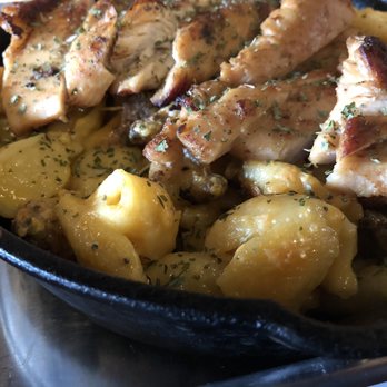 Timberwolves - Mac n cheese skillet.  Needed a little more cheese but it was good! - Burgers Near Me - Mars Hill, Maine