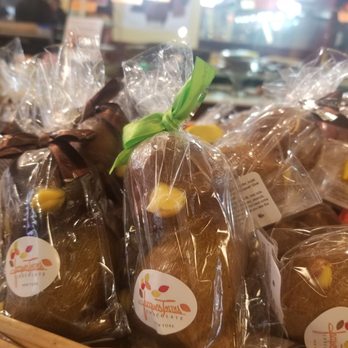 Jacques Torres Chocolate - Cute goodies - Chocolatiers & Shops Near Me - Brooklyn, New York Jacques Torres Chocolate - Cute goodies - Chocolatiers & Shops Near Me - Brooklyn, New York