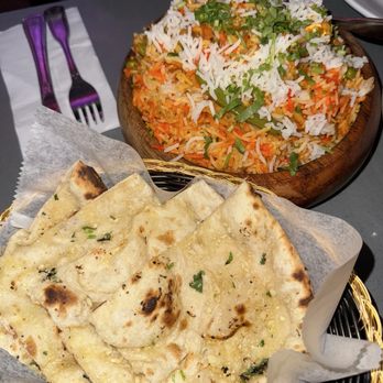 Red Onion - Vegetable Biryani & Garlic Naan - Vegetarian Near Me - New York, New York Red Onion - Vegetable Biryani & Garlic Naan - Vegetarian Near Me - New York, New York