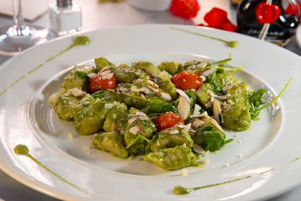 La Strada Italian Kitchen & Bar by null