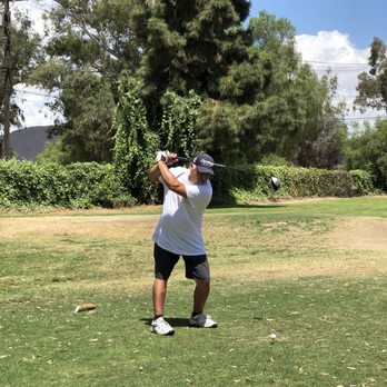 Fairmount Golf Course - Anthony ripping it - Golf Near Me - Riverside, California