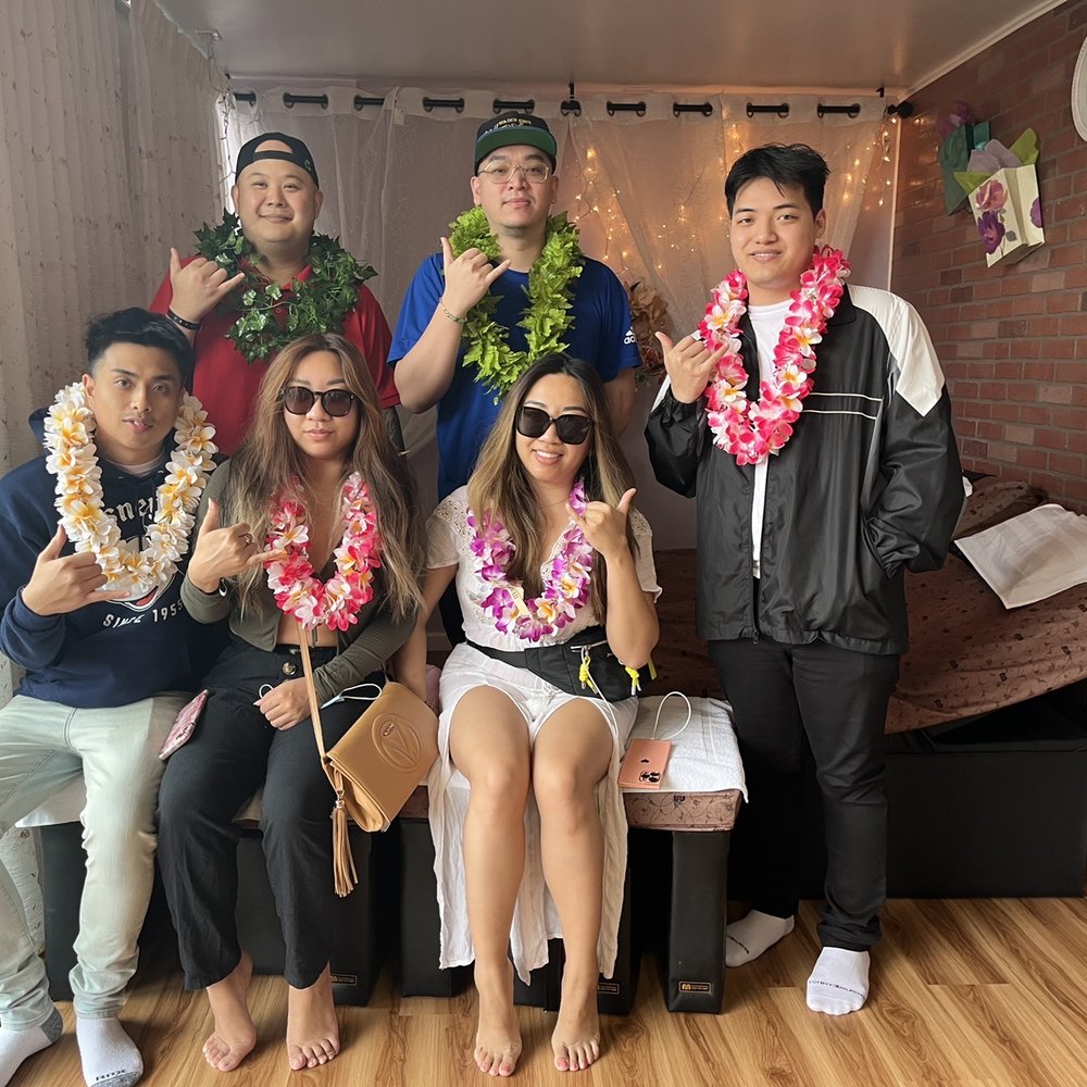 Rainbow Spa & Massage - Group of 6 - took us all together last minute - Massage Near Me - Honolulu, Hawaii Rainbow Spa & Massage - Group of 6 - took us all together last minute - Massage Near Me - Honolulu, Hawaii