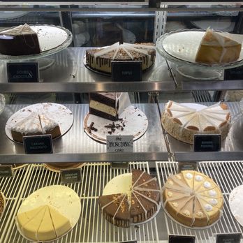 Hank's Cheesecakes - Bakeries Near Me - Saint Louis, Missouri