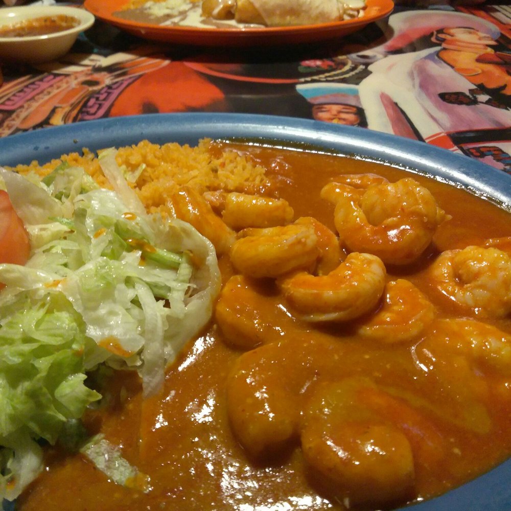 Los Tres Amigos - Mexican Near Me - Jackson, Michigan