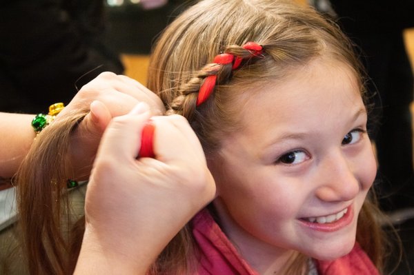 Floyd's 99 Barbershop by null