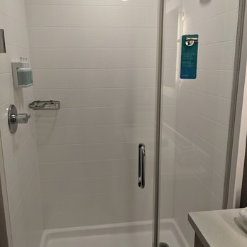 SpringHill Suites by Marriott Spokane Airport - Walk-in shower - Hotels Near Me - Spokane, Washington SpringHill Suites by Marriott Spokane Airport - Walk-in shower - Hotels Near Me - Spokane, Washington