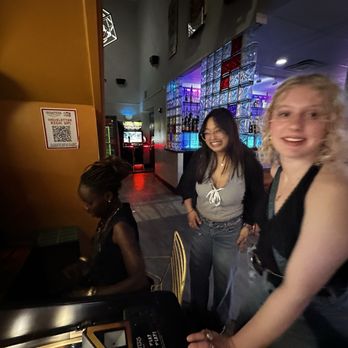 Quarters Arcade Bar - Arcades Near Me - Salt Lake City, Utah